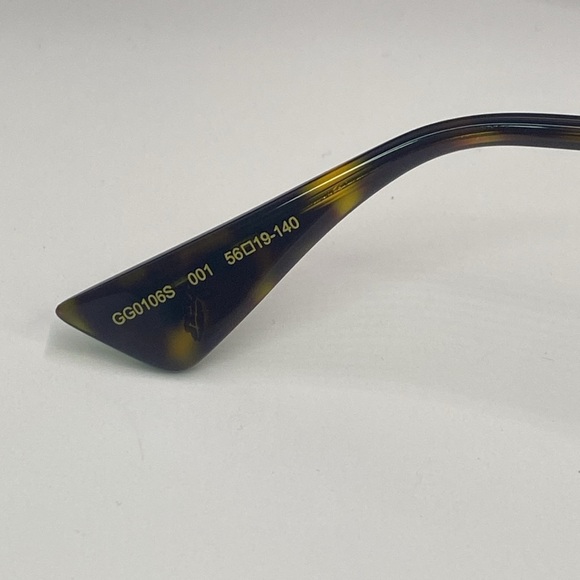 💯- New Authentic GUCCI GG0106S 001 - AS SEEN ON JENNIFER LOPEZ - Picture 15 of 17